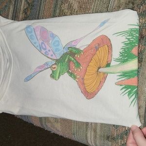 Womens frog dragon fly tee